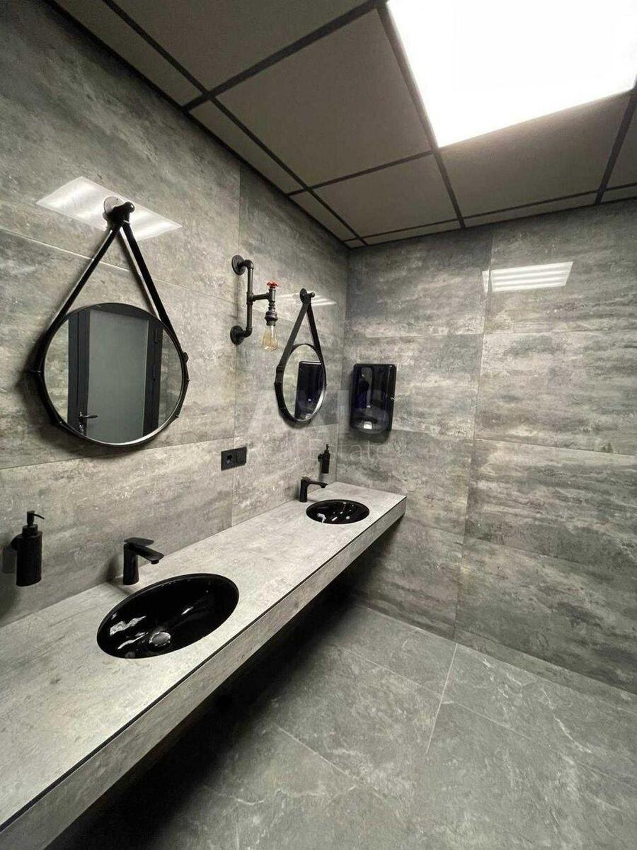 Office pr-t Lobanovs'kogo 119Х, 293m25