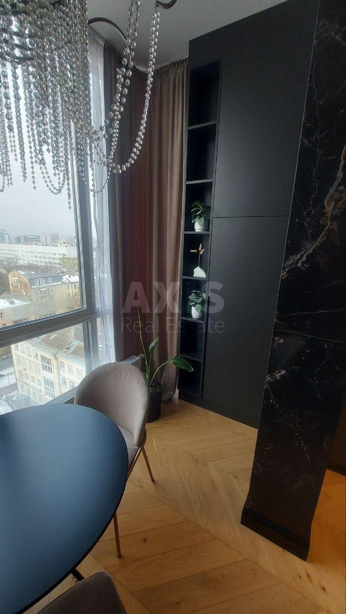 1k apartment vul. Bul'varno-Kudrjavs'ka 15А592916