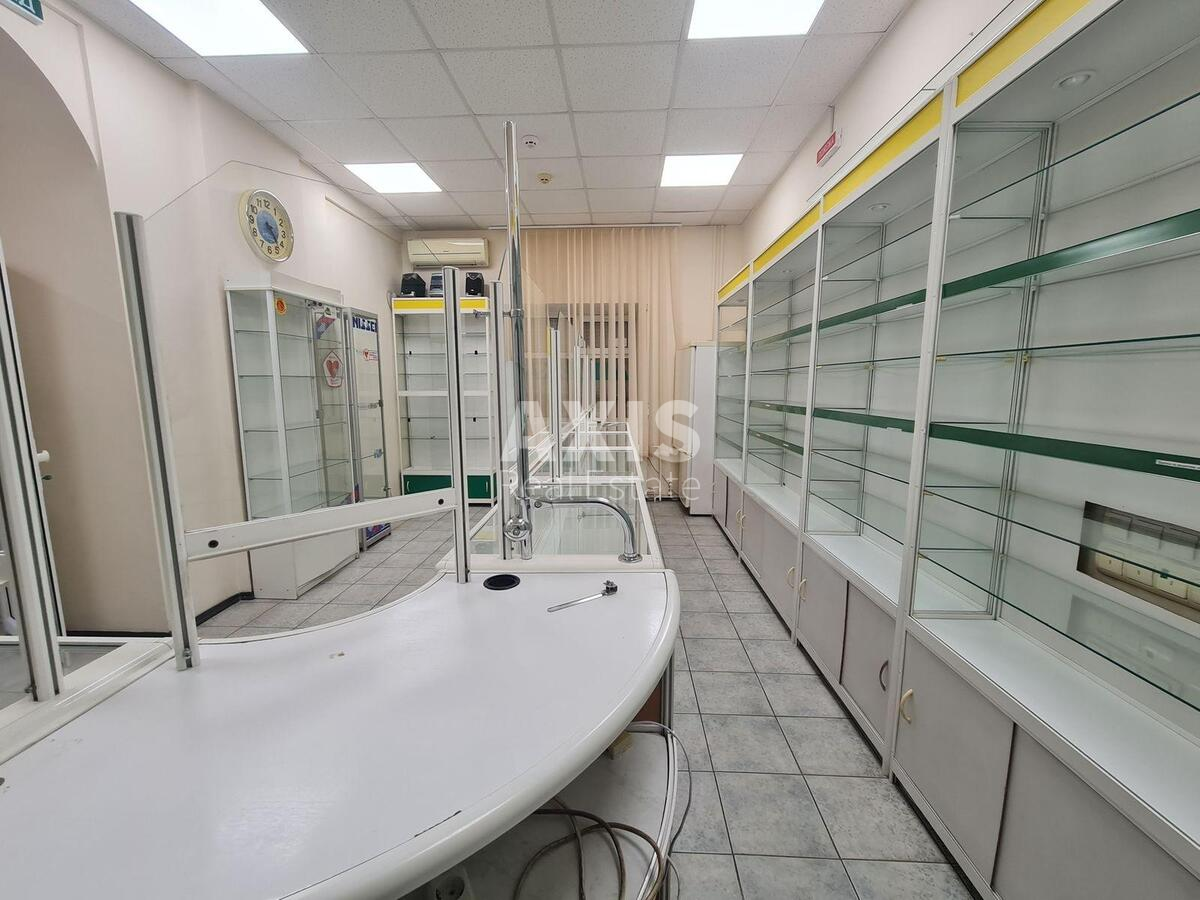 Объект торговли пр-т Бажана Николая 26, 91м2469885