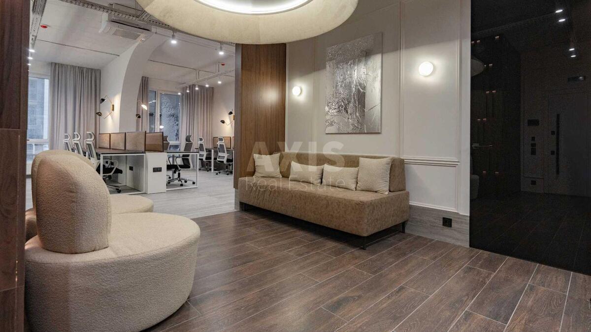 Office vul. Bul'varno-Kudrjavs'ka 15, 170m27