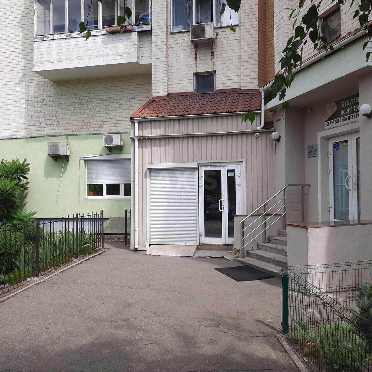 Office pr-t Bazhana Mykoly 30, 202m2