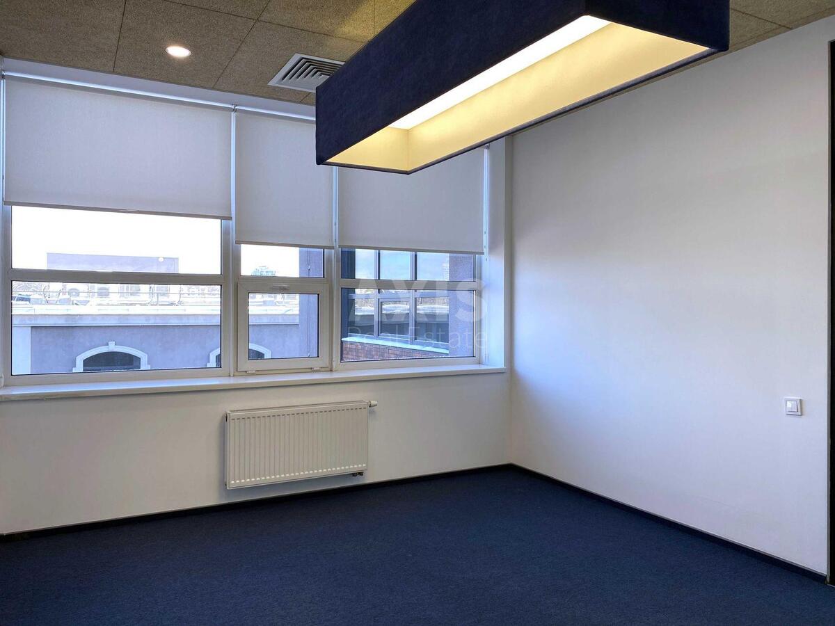 Office vul. Teligy Oleny 6, 472m25