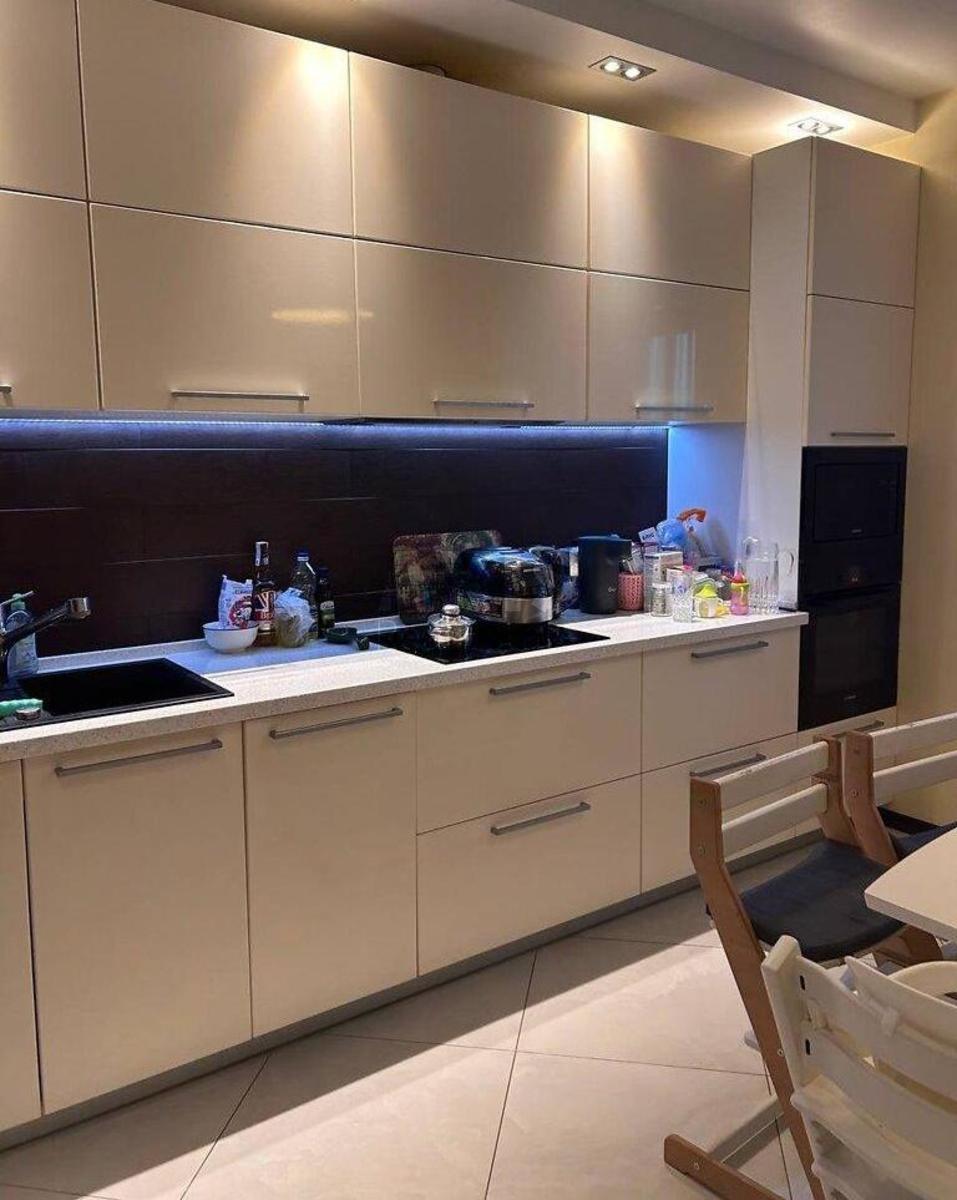2k apartment vul. Sikors'kogo Igorja Aviakonstruktora 14