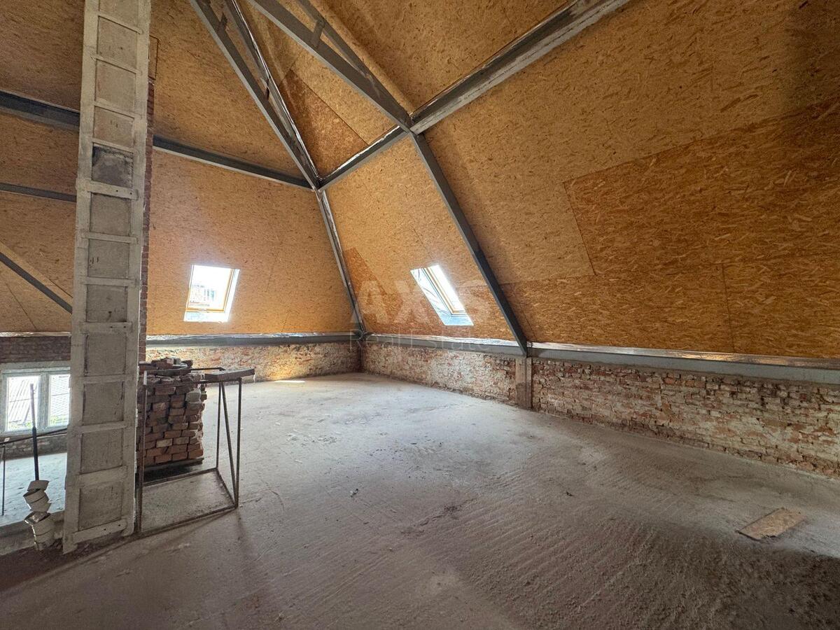 Дoм ул. Матросова Александра, 832м2, город Киев8