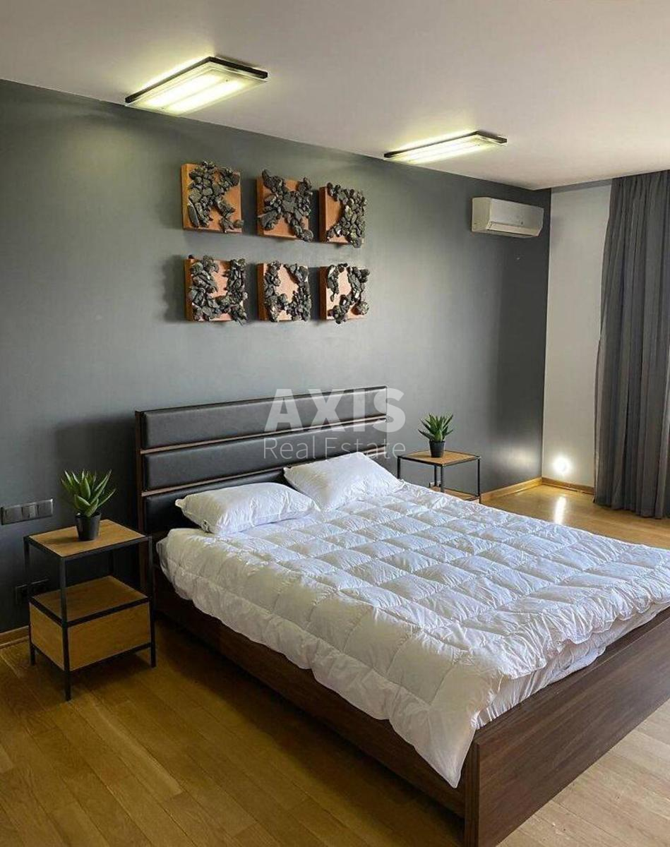 2k apartment vul. Lypkivs'kogo Vasylja Mytropolyta 183