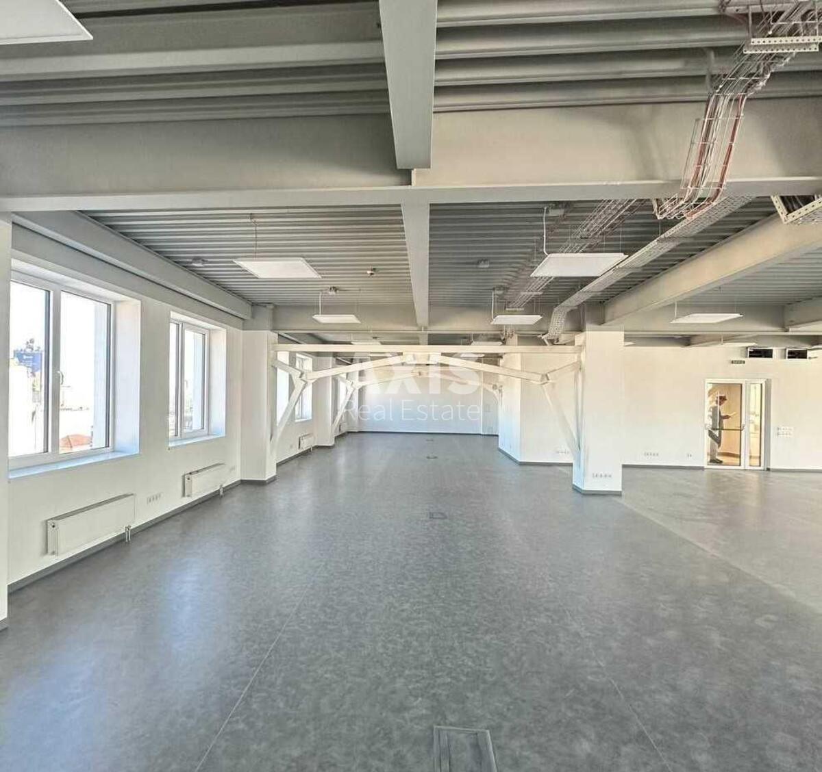 Office vul. Pochajnyns'ka 38/44, 500m23