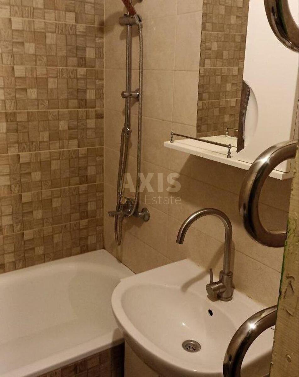 1k apartment vul. Inzhenera Borodina 5Б2