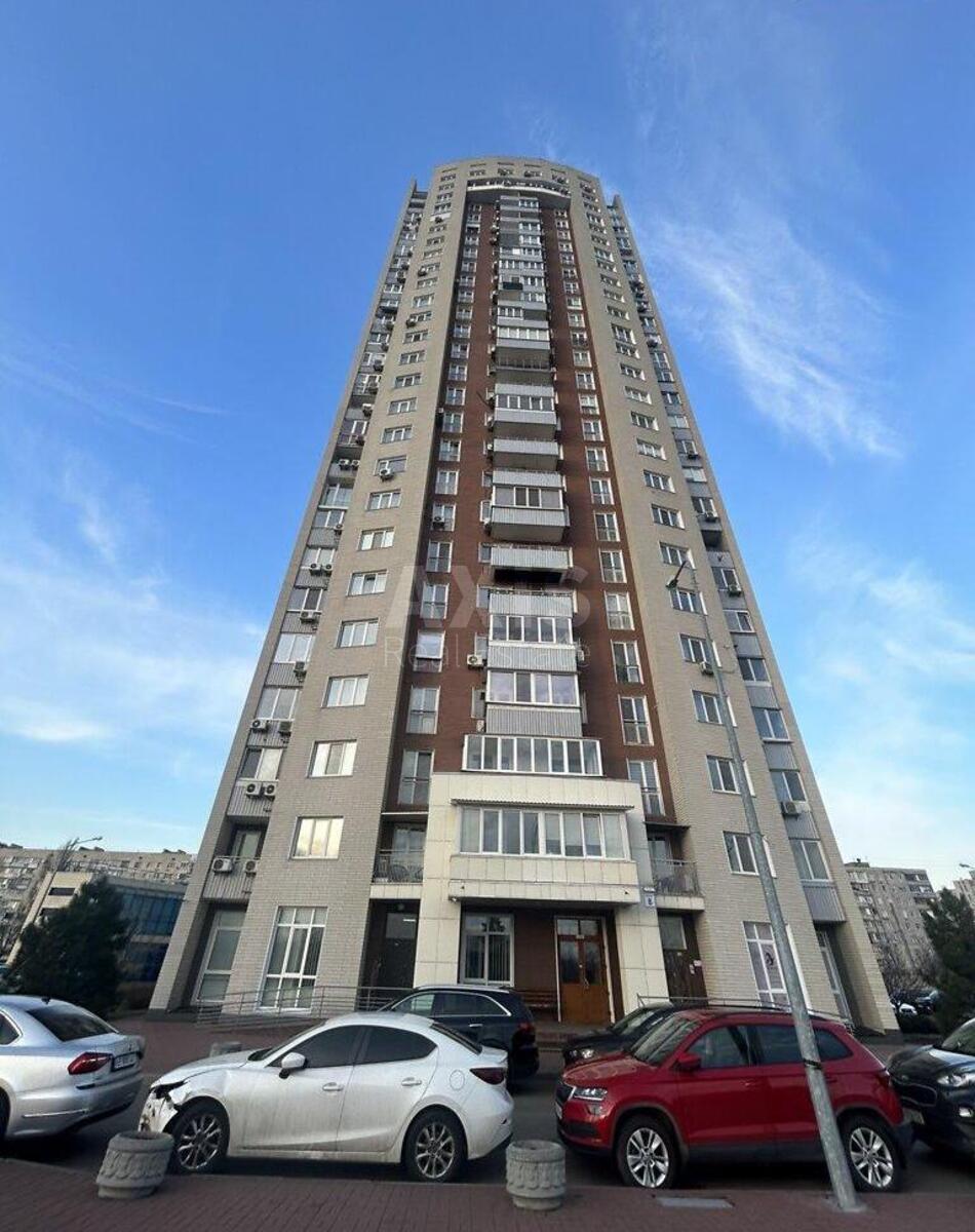 1k apartment vul. Malynovs'kogo Marshala 85