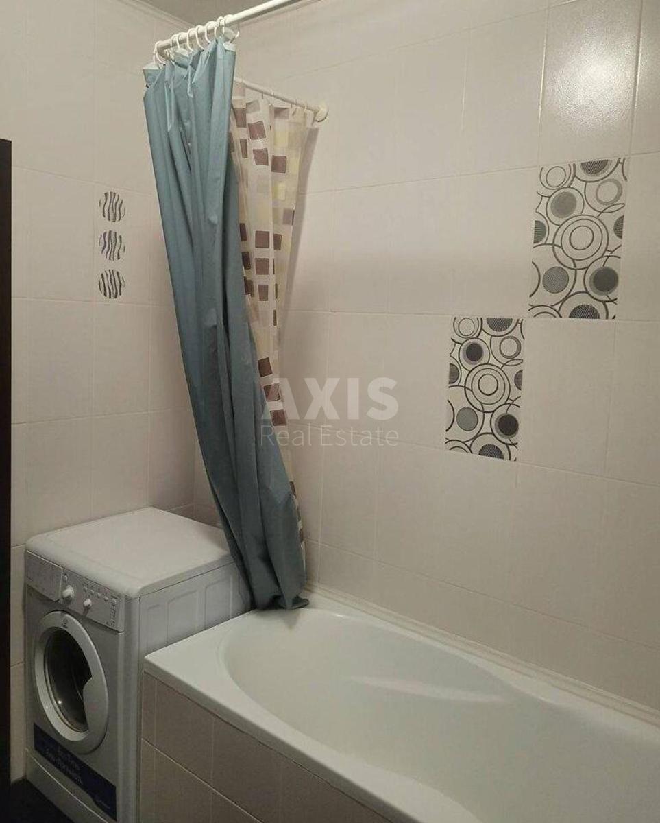 1k apartment vul. Doncja Myhajla 2А0