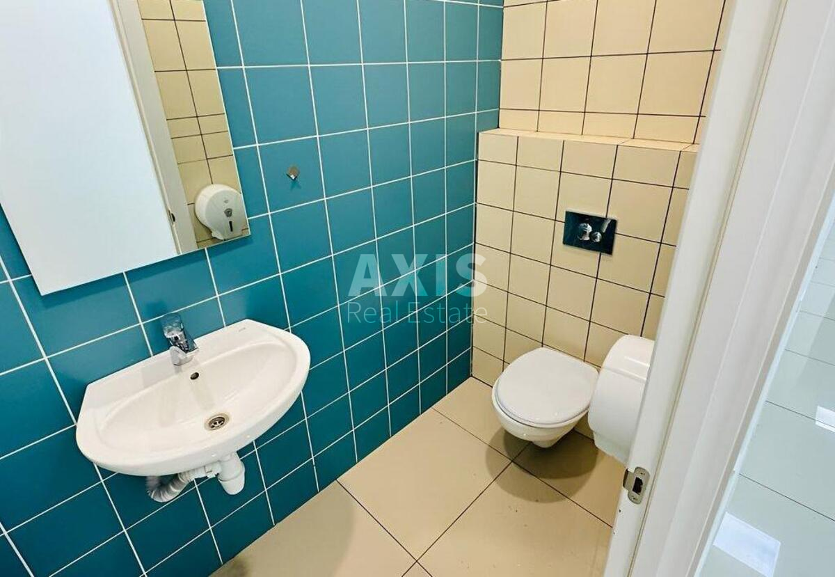 Офис ул. Василия Тютюнника 37/1, 85м25