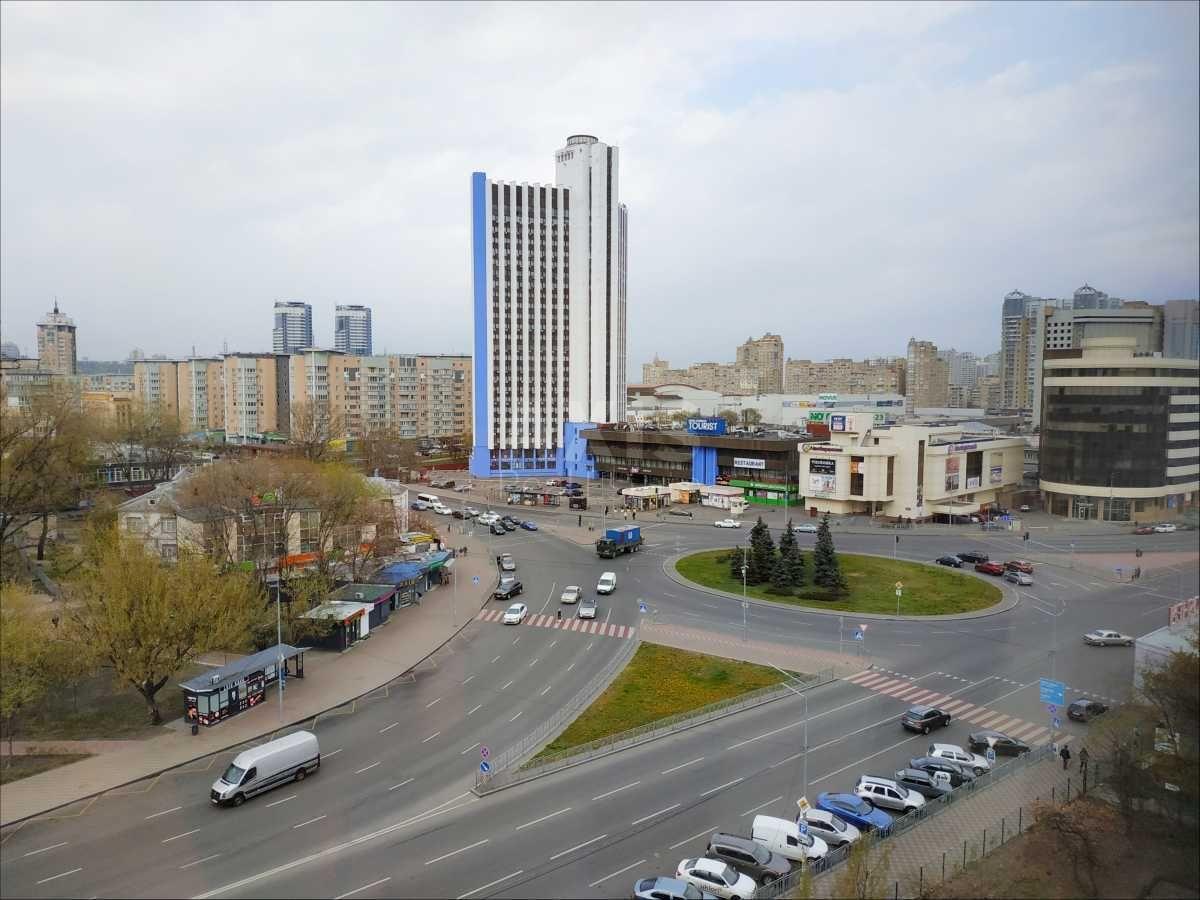 Офис ул. Сверстюка Евгения 11Б, 32м29