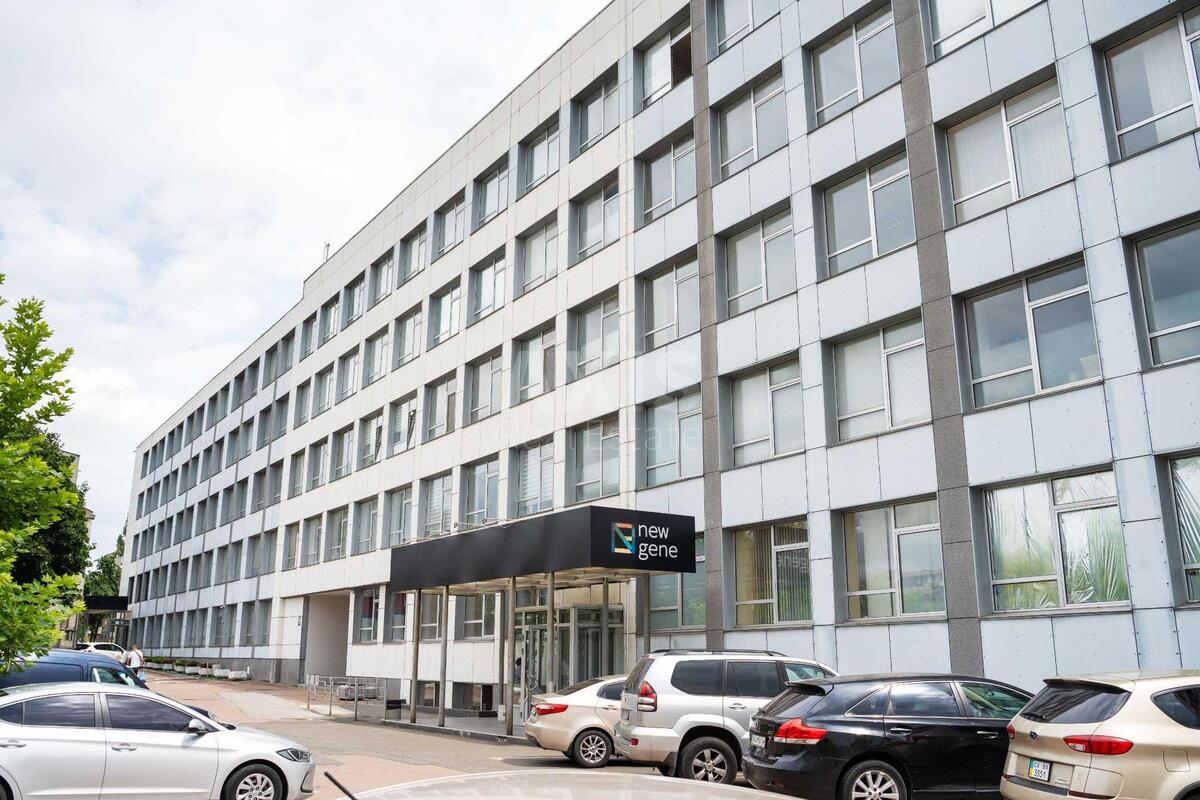 Office pr-t Sobornosti 19, 379m20