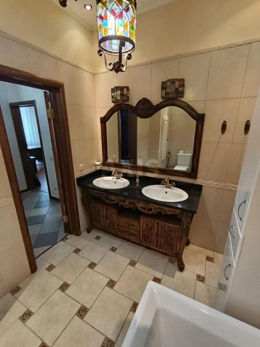 3k apartment vul. Ol'gyns'ka 67