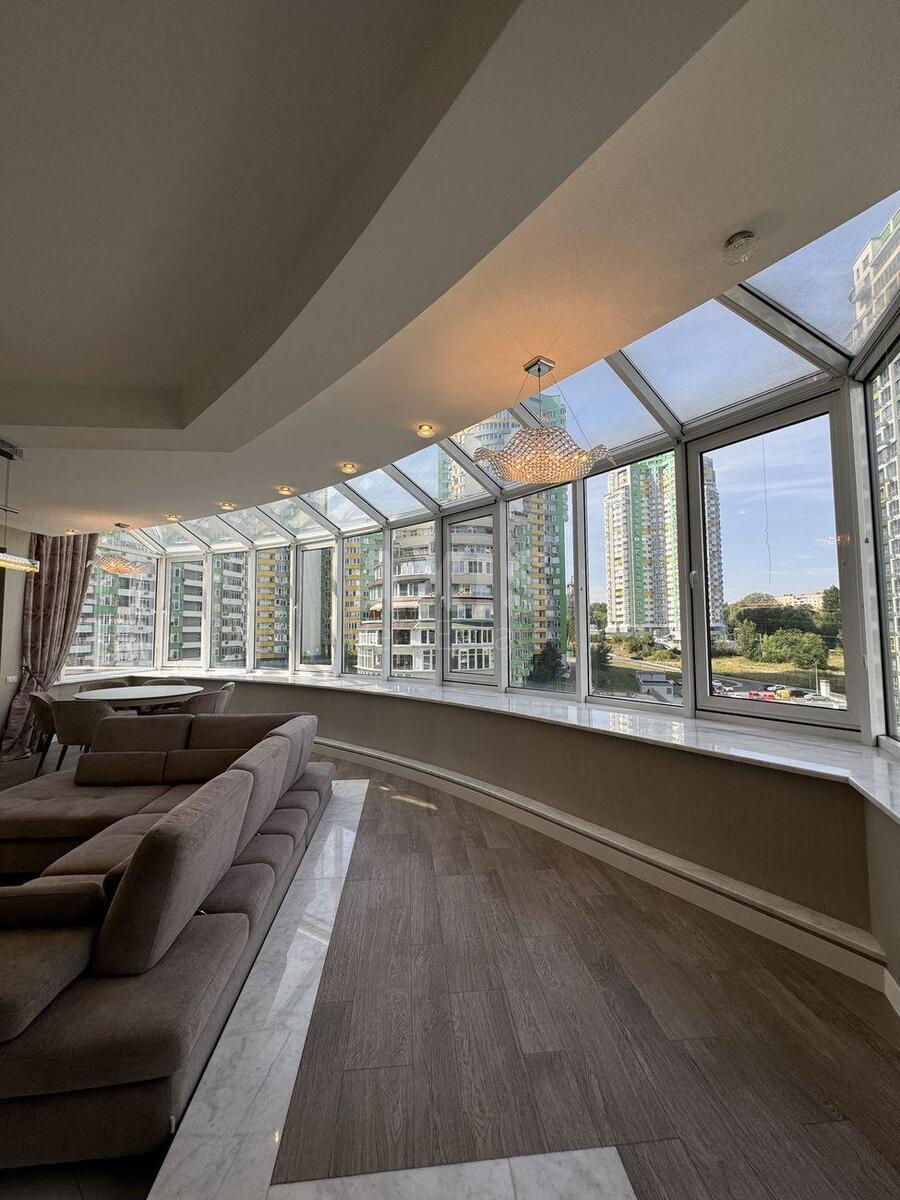 3k apartment vul. Vyshgorods'ka 456