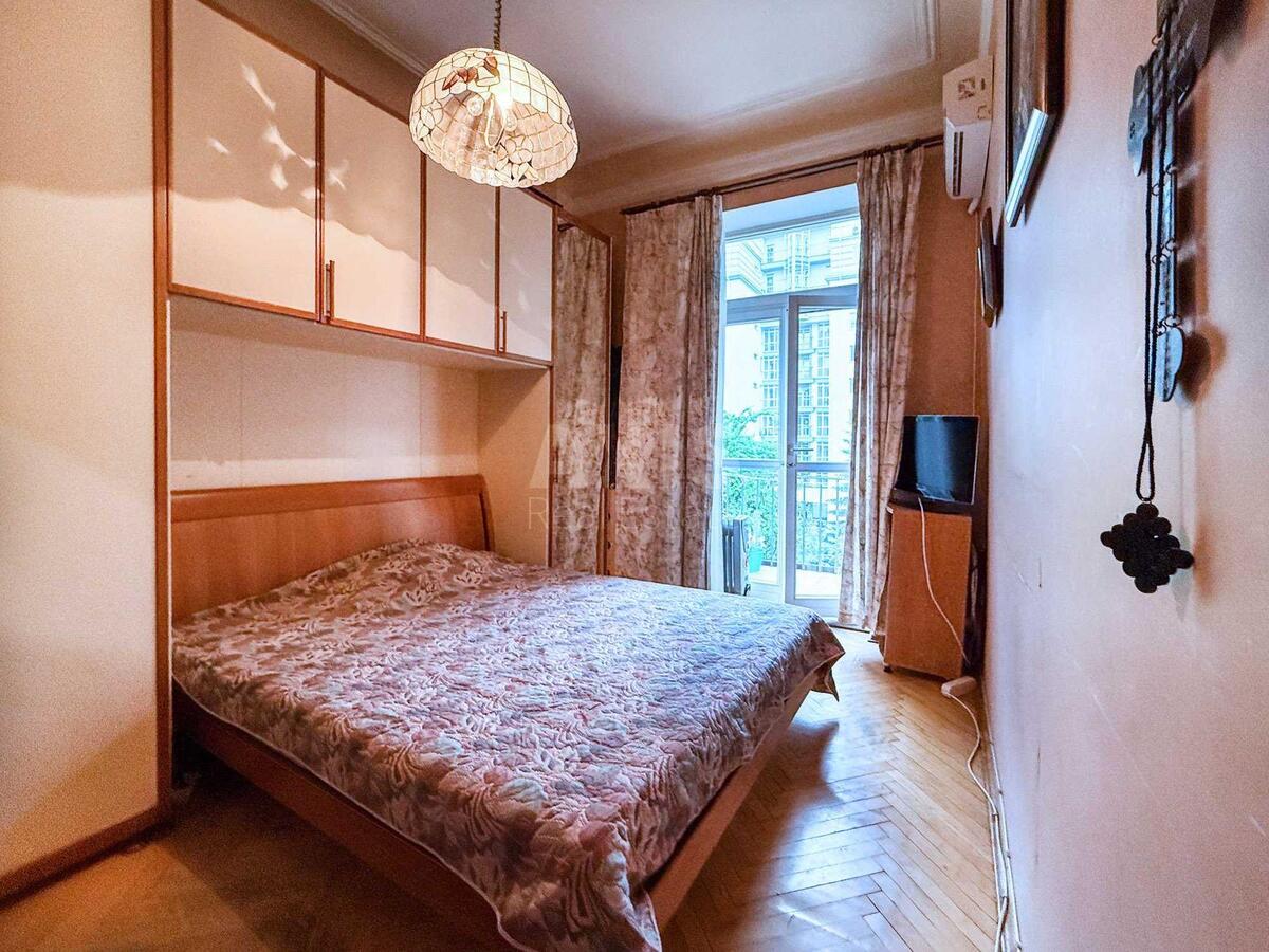 2k apartment vul. V'jacheslava Lypyns'kogo 38