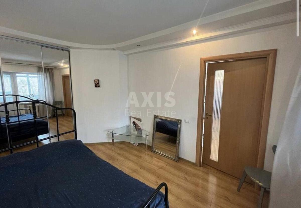 2k apartment pl. Peremogy 701