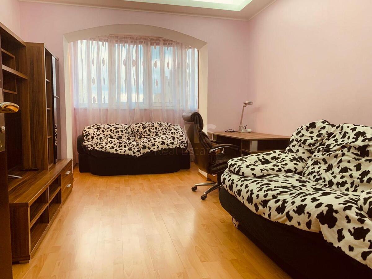 2к квартира пр-т Гонгадзе Георгия 18Ж564375