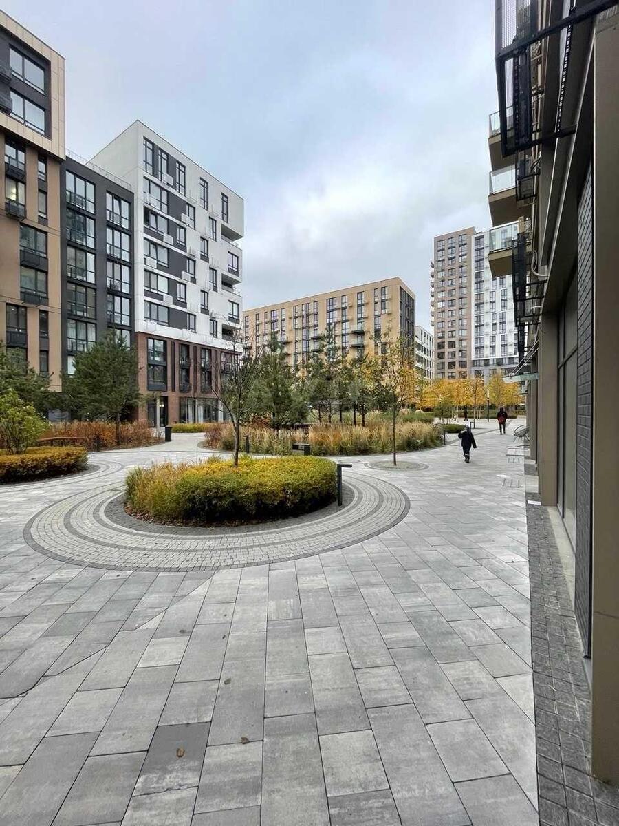 1k apartment vul. Saljutna 2Б5