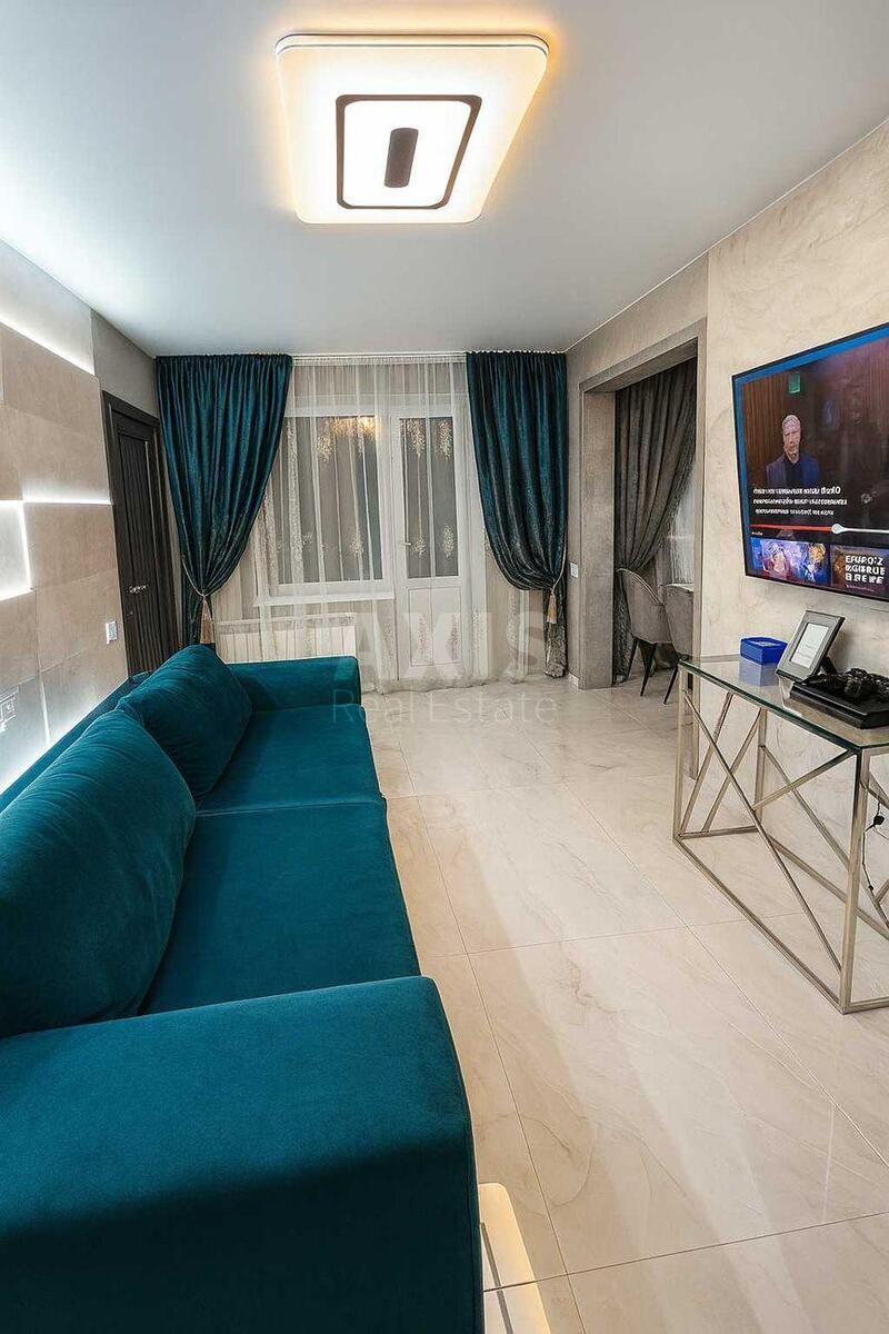 3k apartment vul. Mykil's'ko-Slobids'ka 6/2609292