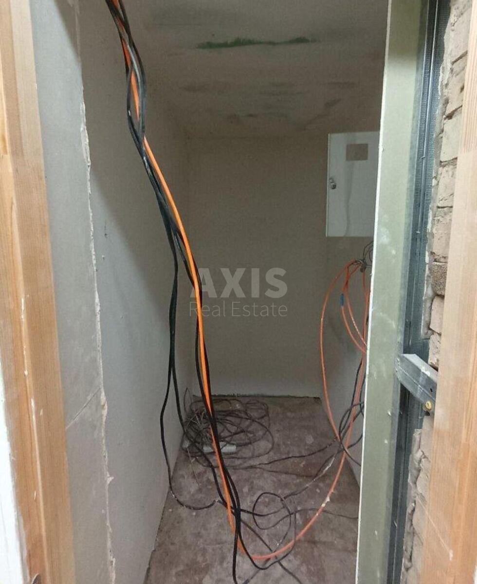 Trade object vul. Verhnij Val 16, 80m2612113