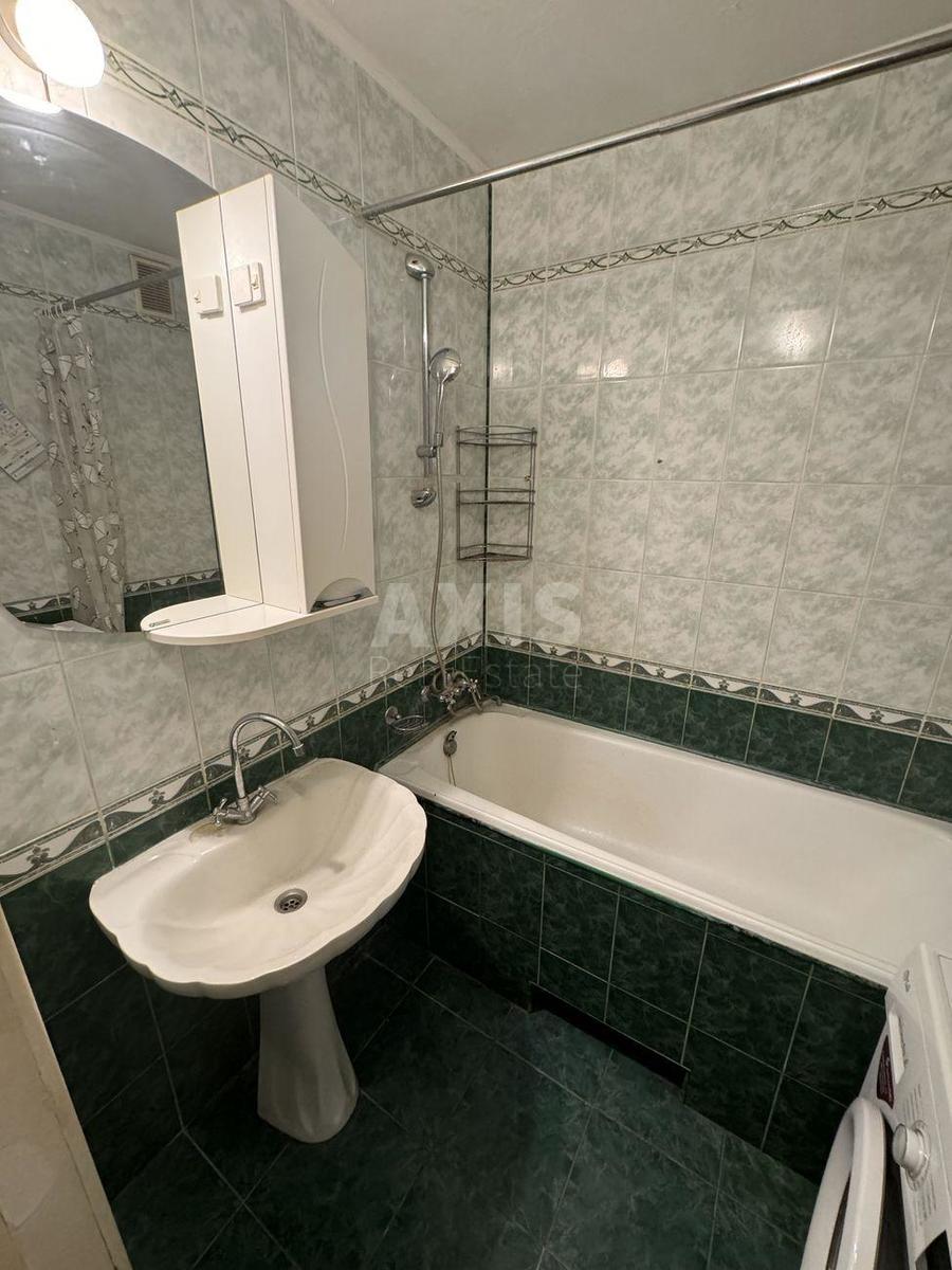 2к квартира ул. Богатырская 61