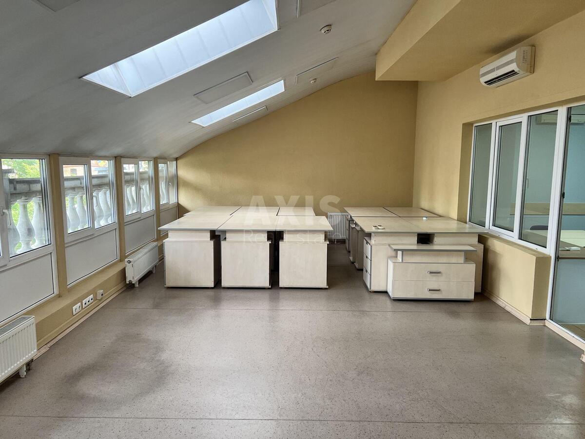Office vul. Chornovola V'jacheslava 25, 190m2625157