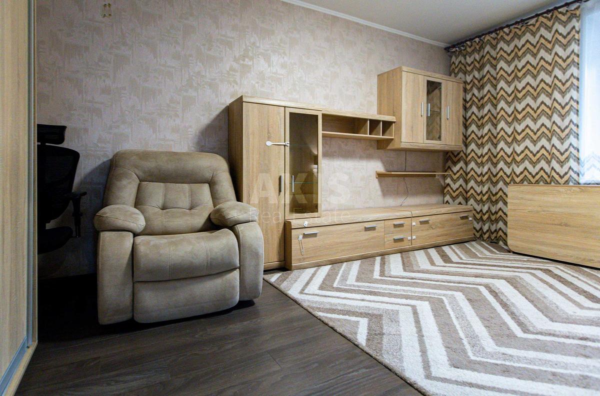 3k apartment vul. Verhovyncja Vasylja 102
