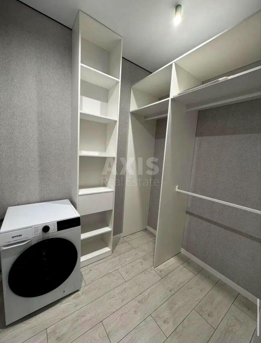 1k apartment pr-t Berestejskij 116237911