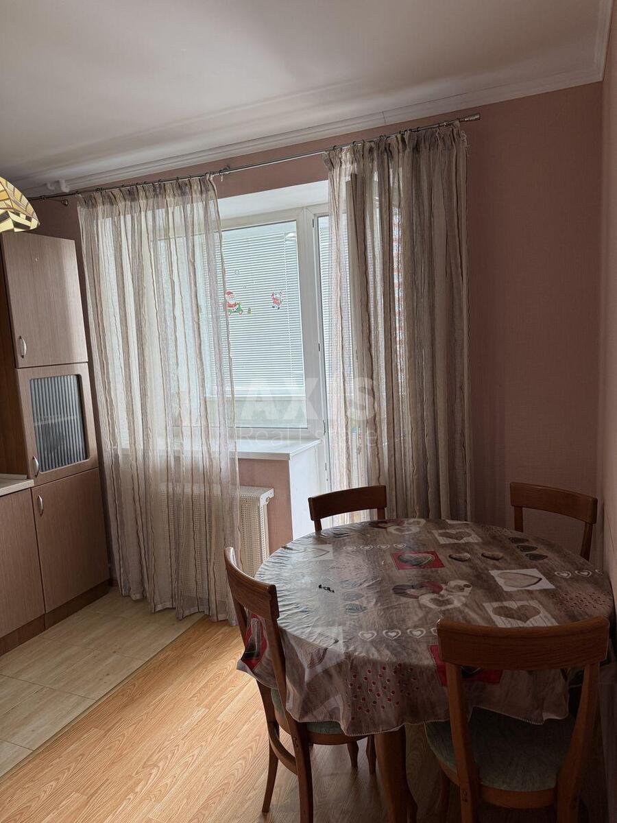1к квартира ул. Княжий Затон 4572036