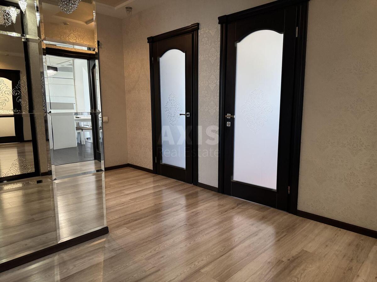 1k apartment pr-t Golosii'vs'kyj 58А5733811