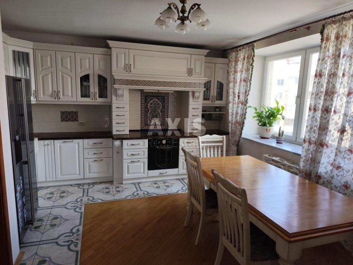 3k apartment vul. Levka Lukyanenka 21