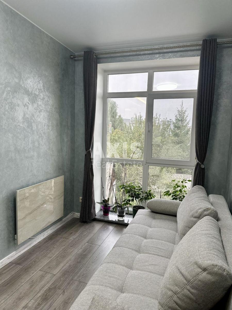 1k apartment vul. Nyzhn'okljuchova 141