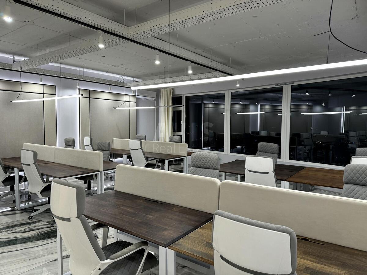 Office uzv. Klovs'kyj 7, 269m259330
