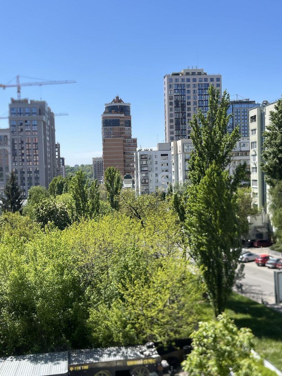 2k apartment vul. Jevgena Konoval'cja 36Є11
