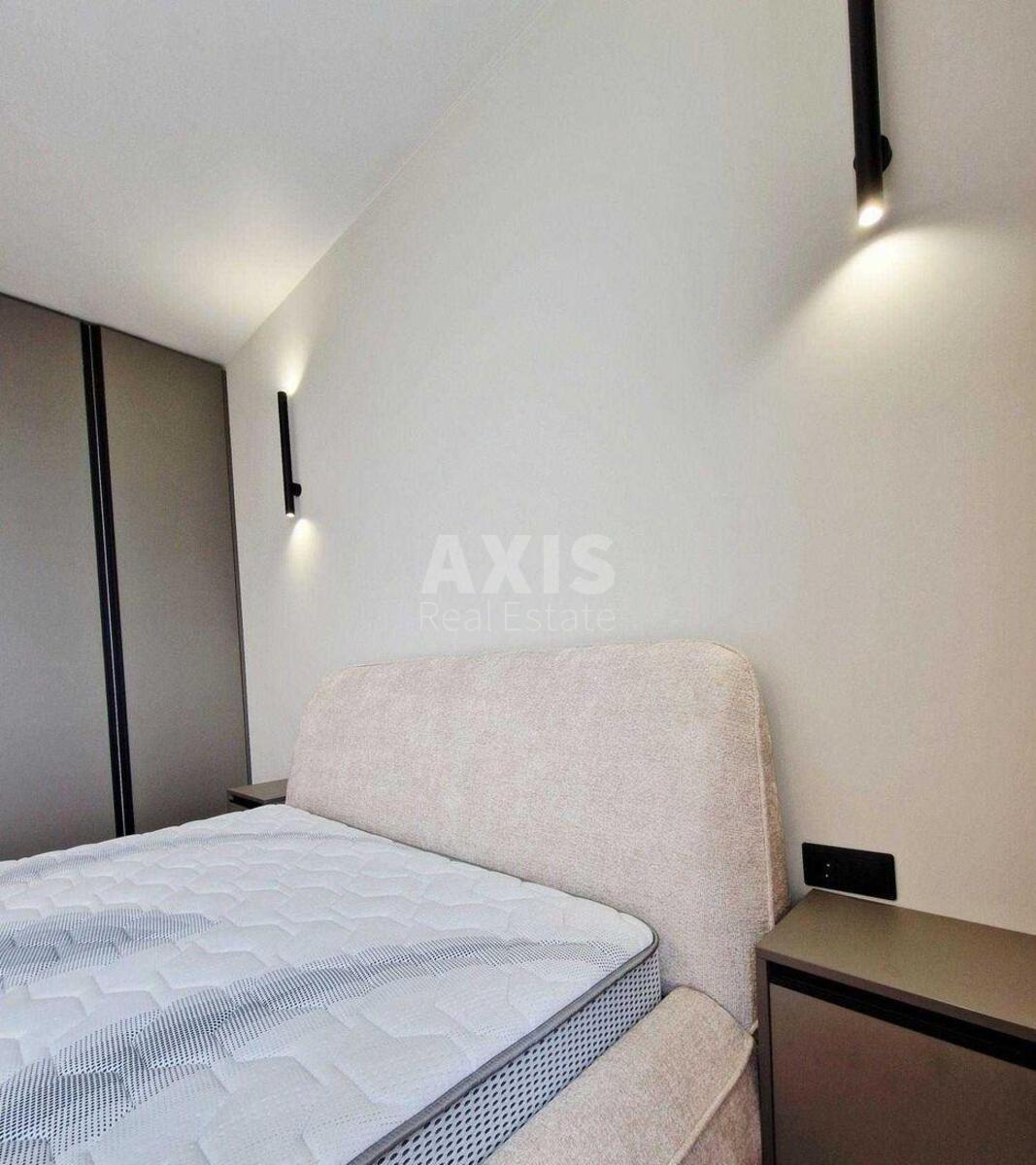 2k apartment vul. Prychal'na 10628451