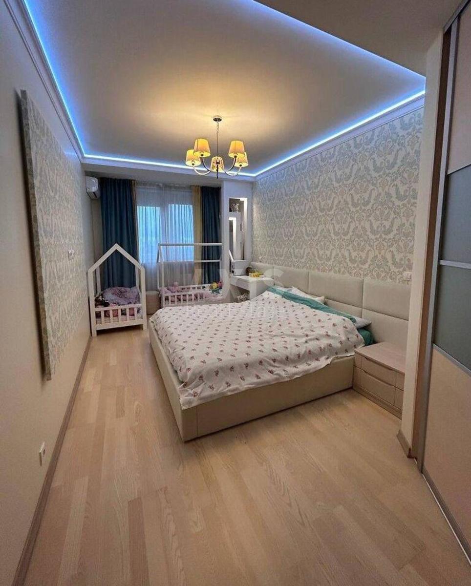 2k apartment vul. Sikors'kogo Igorja Aviakonstruktora 15