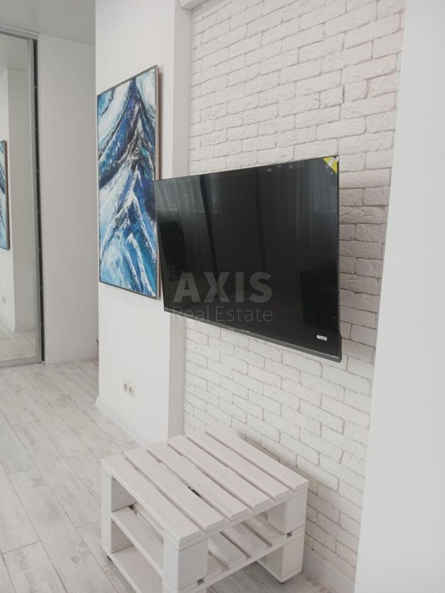2k apartment nab. Dniprovs'ka 14589877