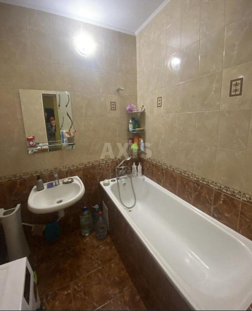 2k apartment vul. Verhovynna 353
