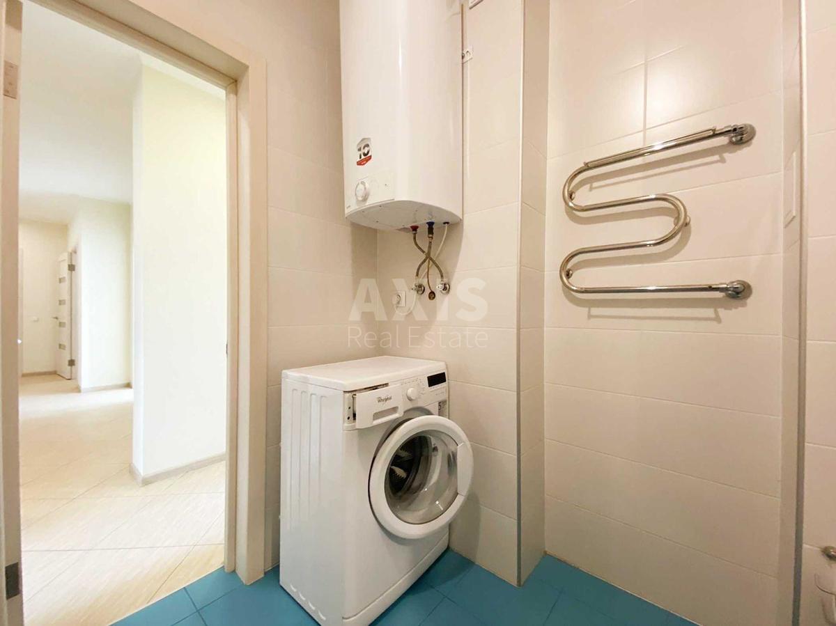 2k apartment vul. Chornovola V'jacheslava 272