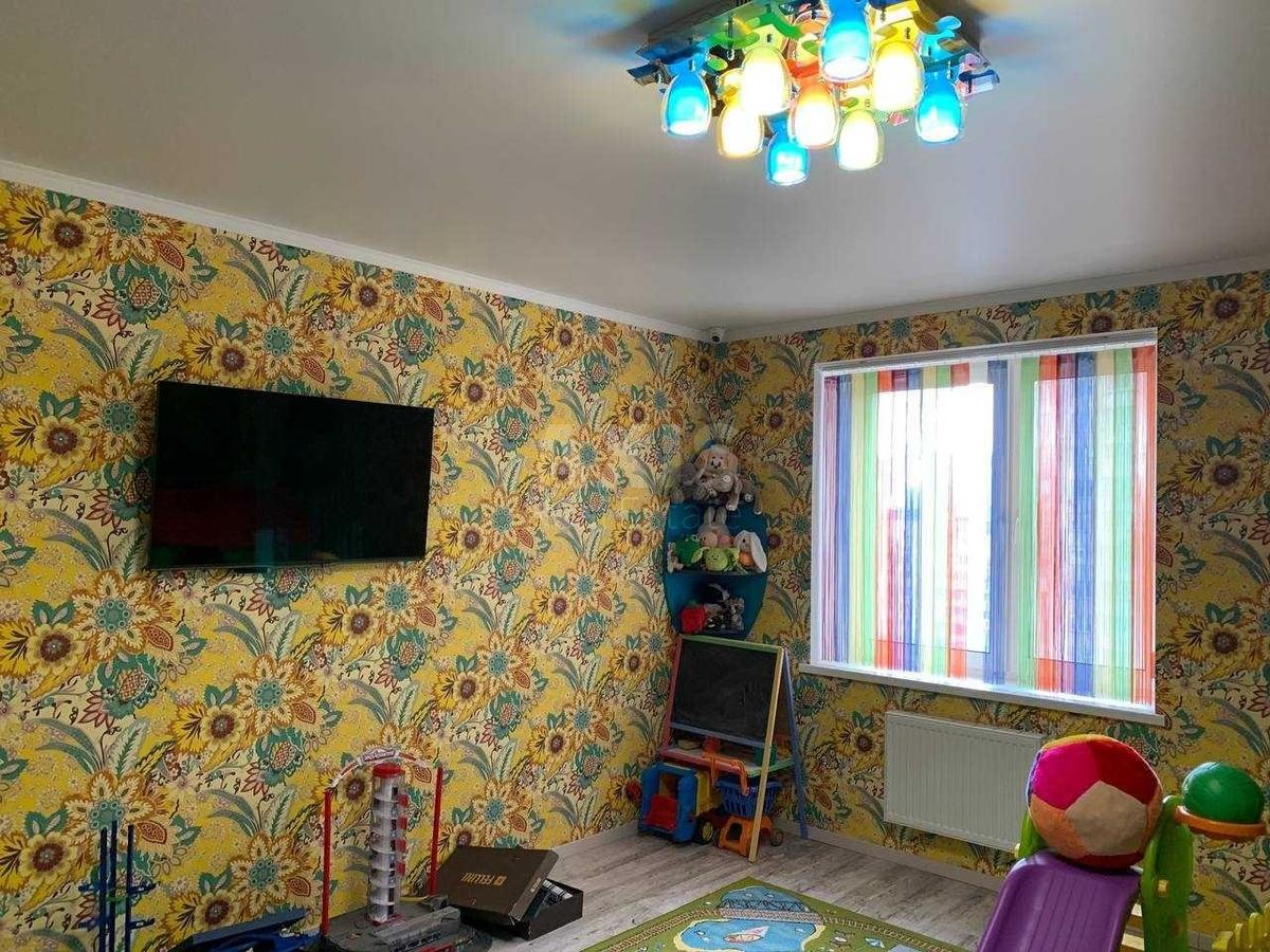 4к квартира ул. Макеевская 1012