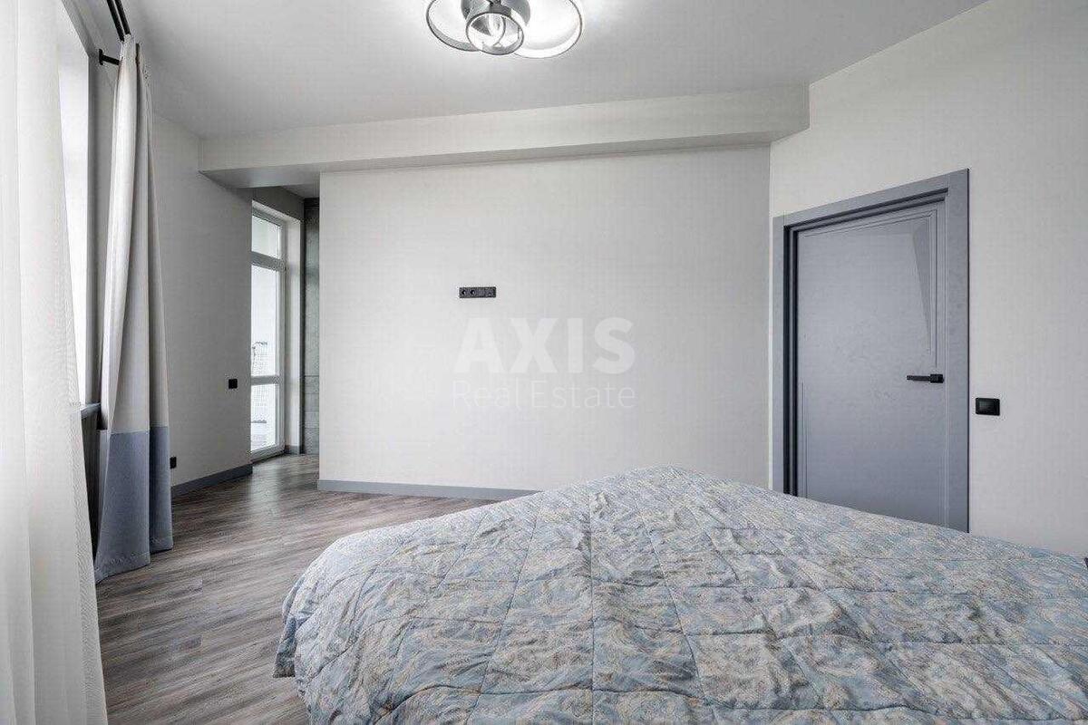 3k apartment vul. Turgenjevs'ka 446