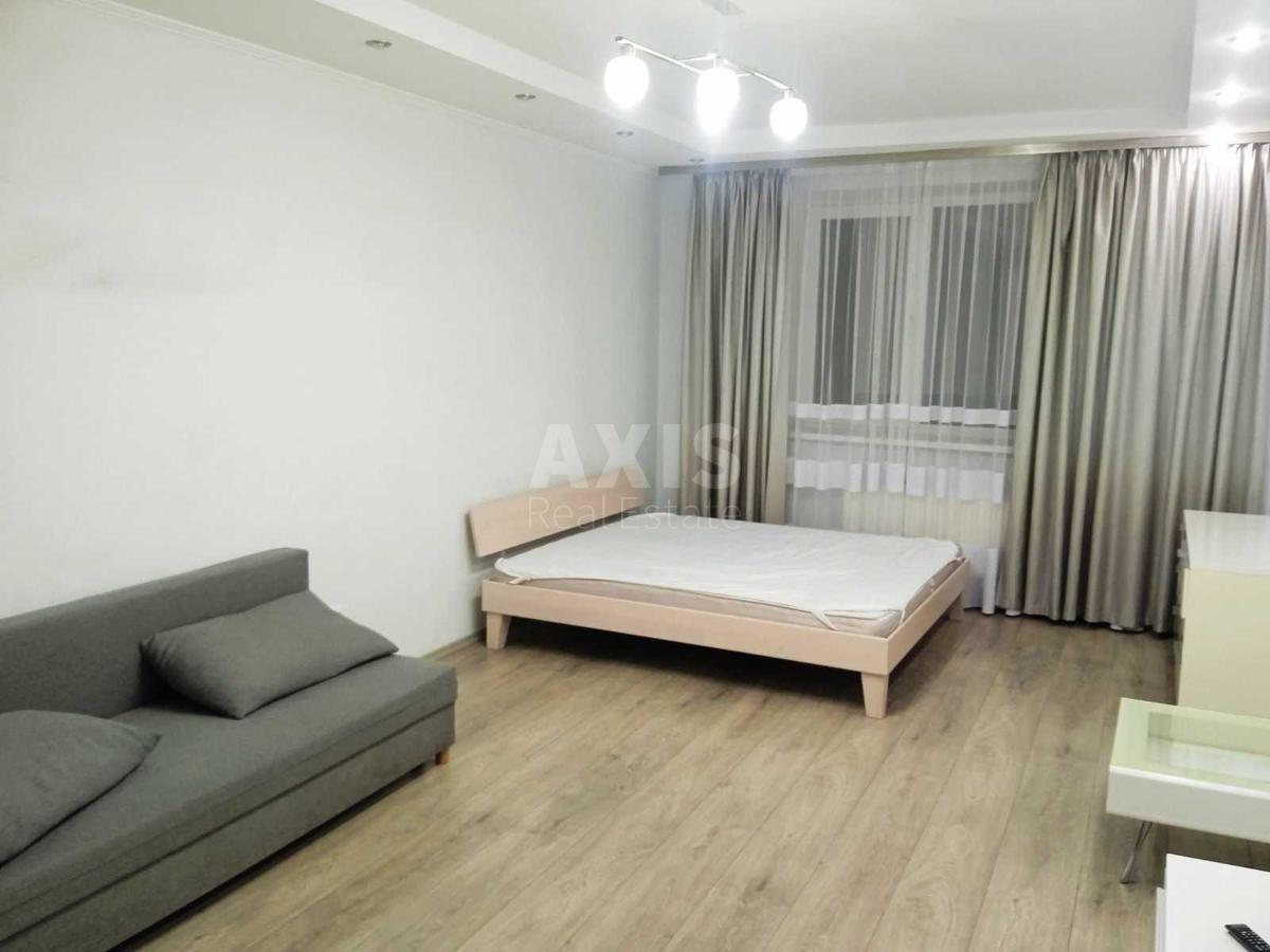 1k apartment vul. Golosii'vs'ka 13Б4