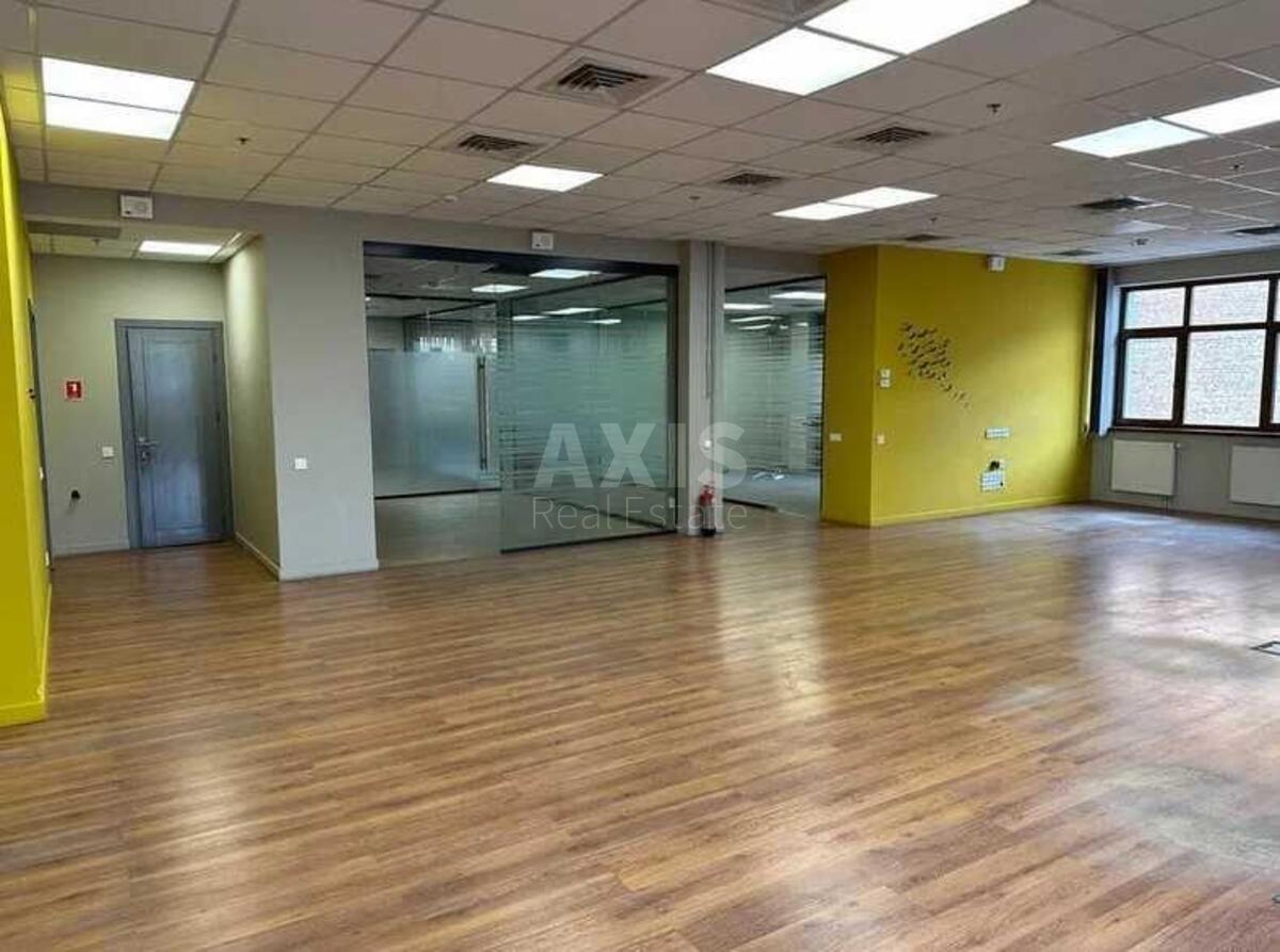 Office vul. Sagajdachnogo Petra 33, 3700m2596002