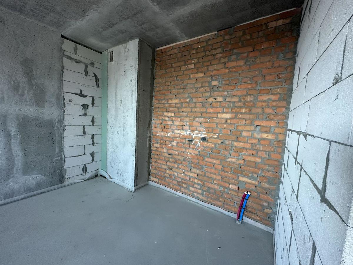 1k apartment pr-t Povitroflots'kyj 562