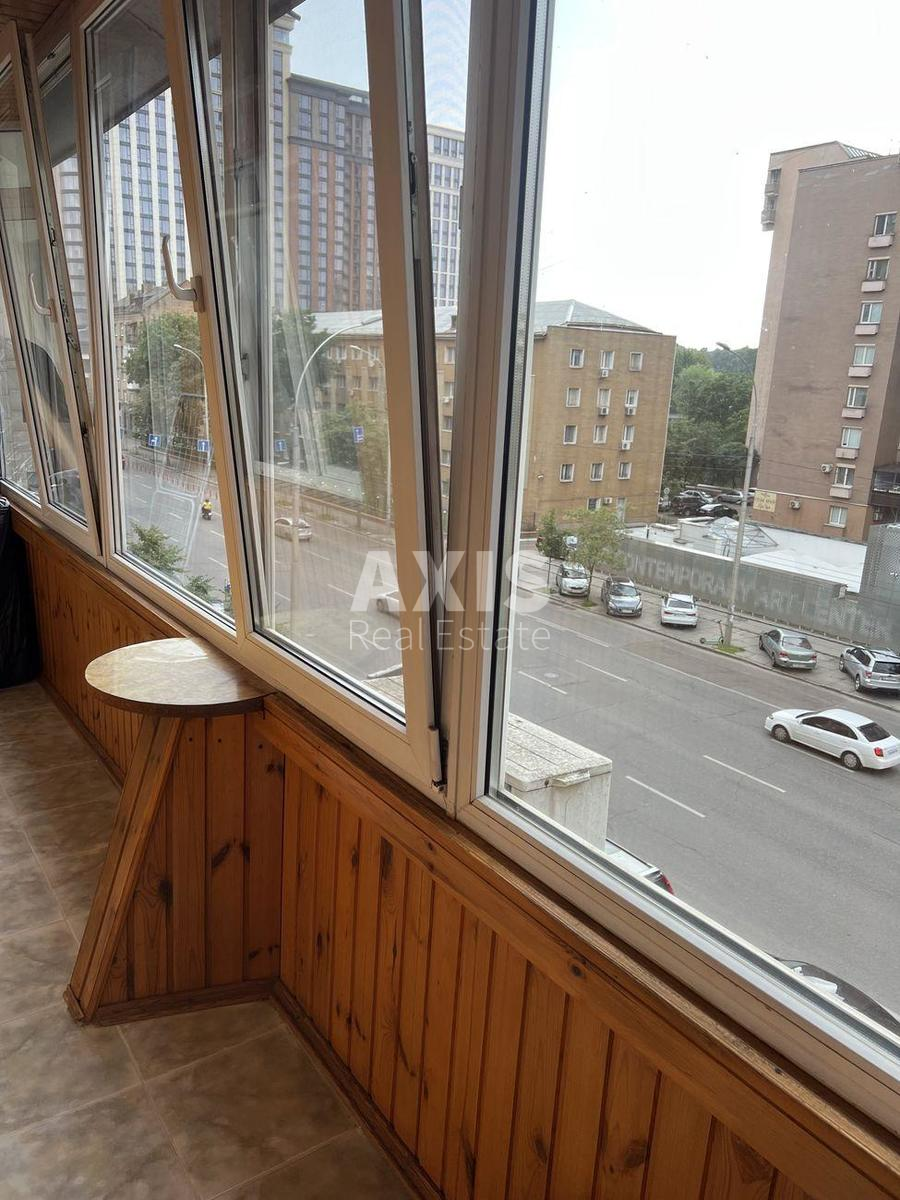 2к квартира ул. Антоновича 97465654