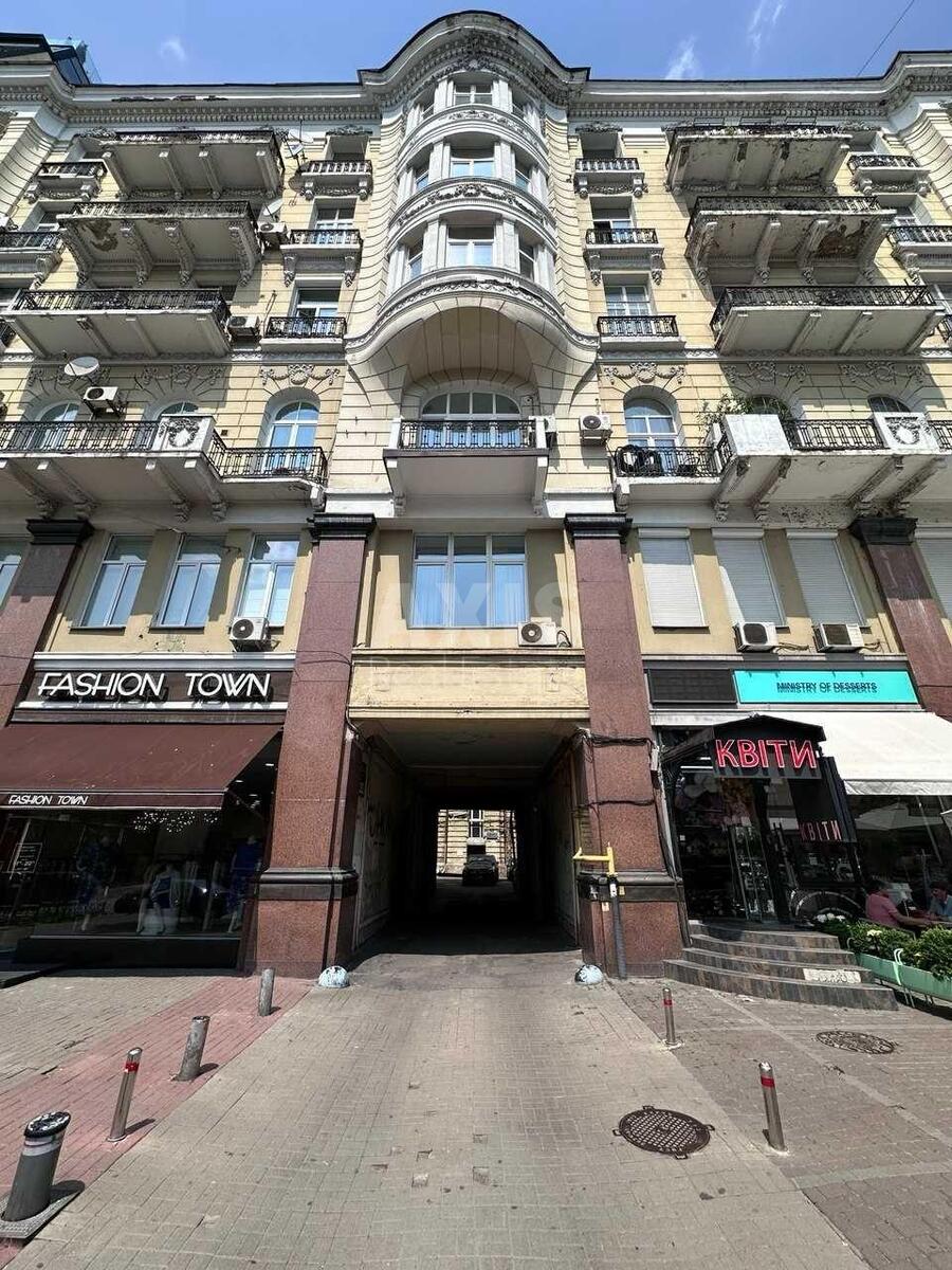 Об'єкт торгівлі вул. Костьольна 10, 96м2
