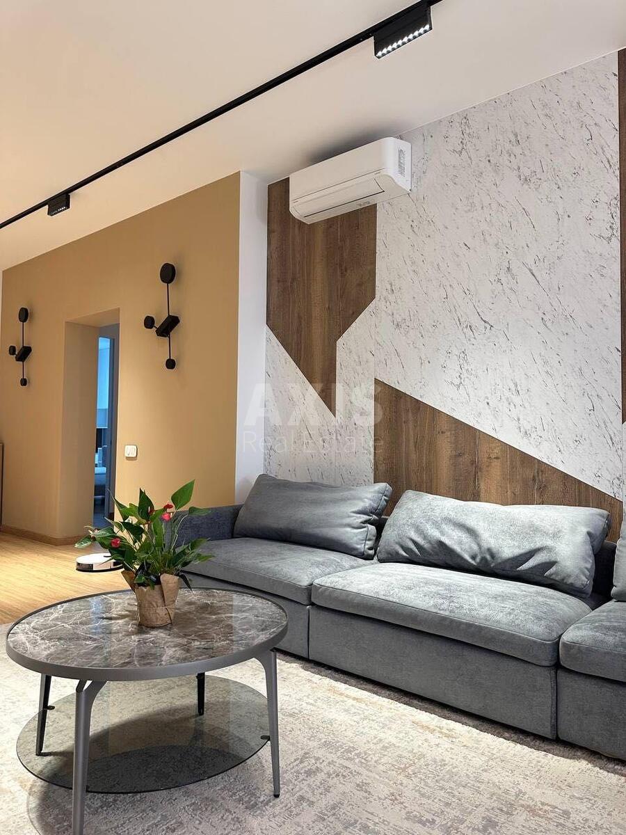 4k apartment vul. Buslivs'ka 12598781