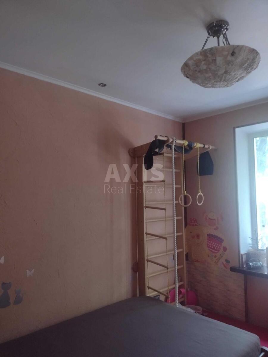 3к квартира ул. Вышгородская 49