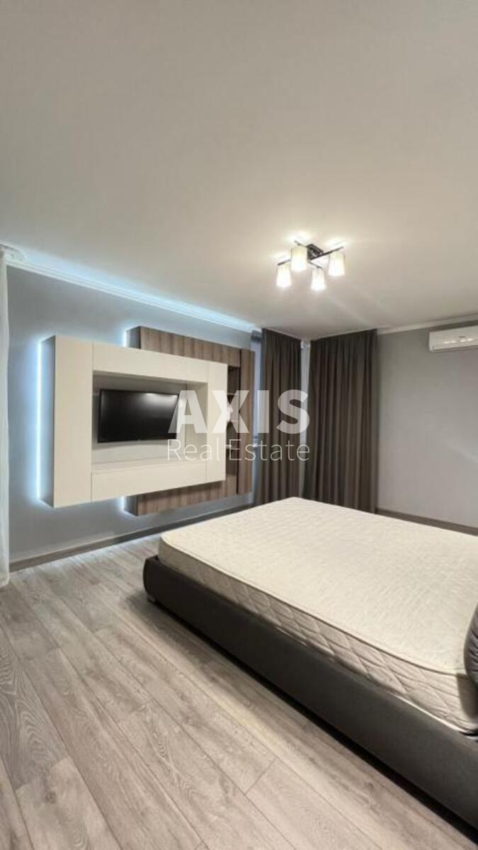 3k apartment pr-t Lobanovs'kogo 6а8