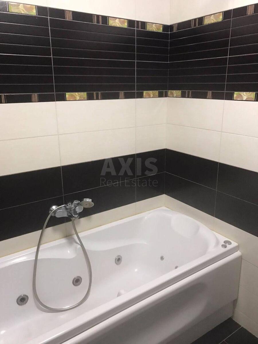 1k apartment vul. Verhovynna 355710311